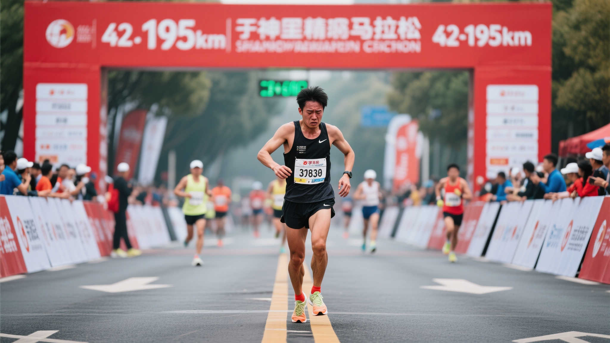 甲联赛中亮 甲联赛中亮